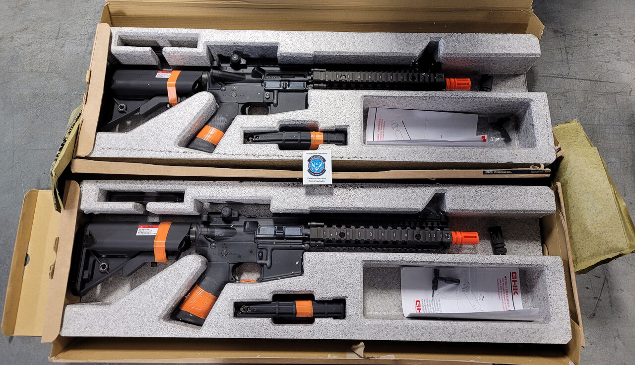 Airsoft rifles seized by feds at UPS Worldport in Louisville in March 2023